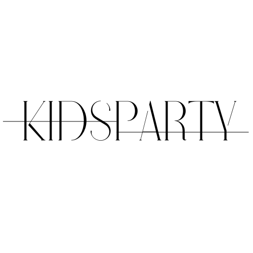 kp logo gegnsaett bakgrunnur hvitt letur minimaliskt merki barnaveisla skreytingar kids party